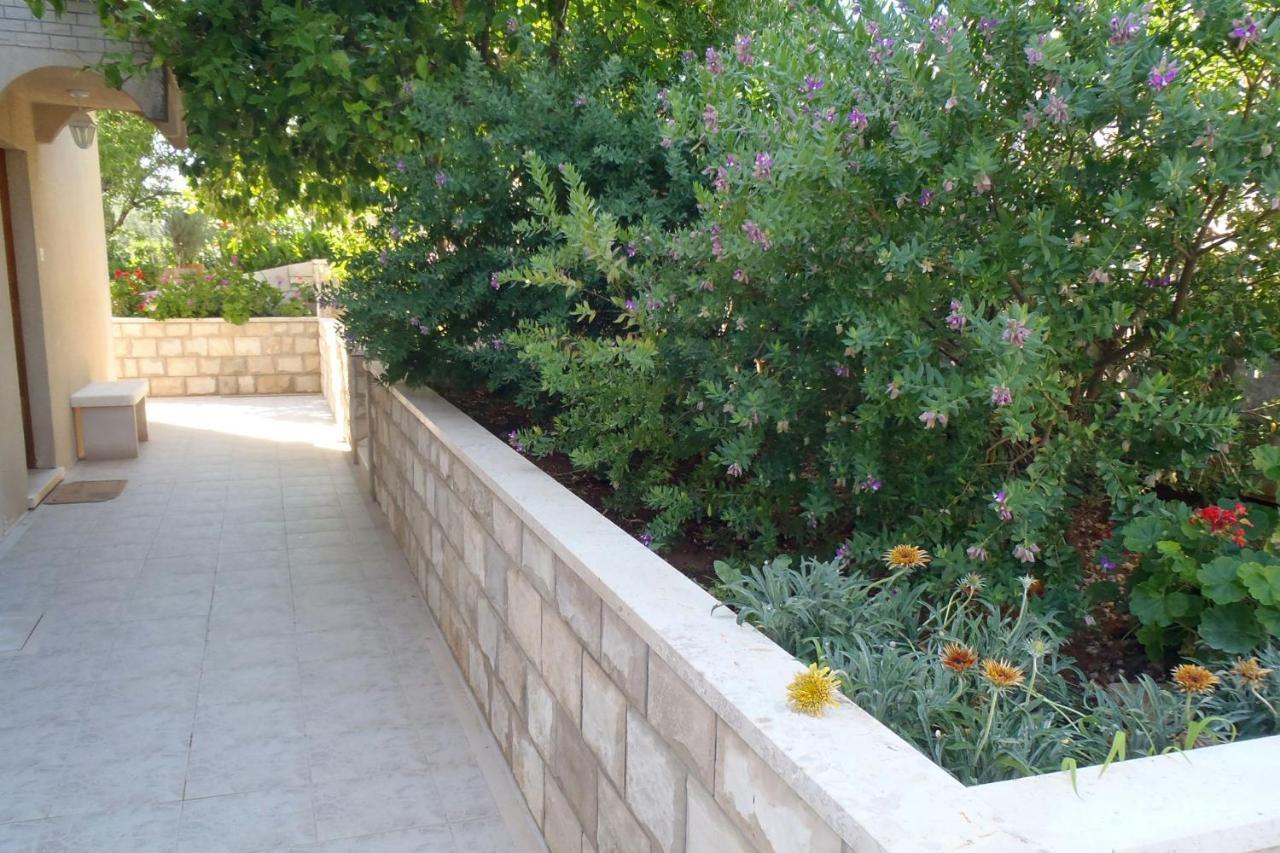 Apartments By The Sea Korcula - 4407 룸바르다 외부 사진