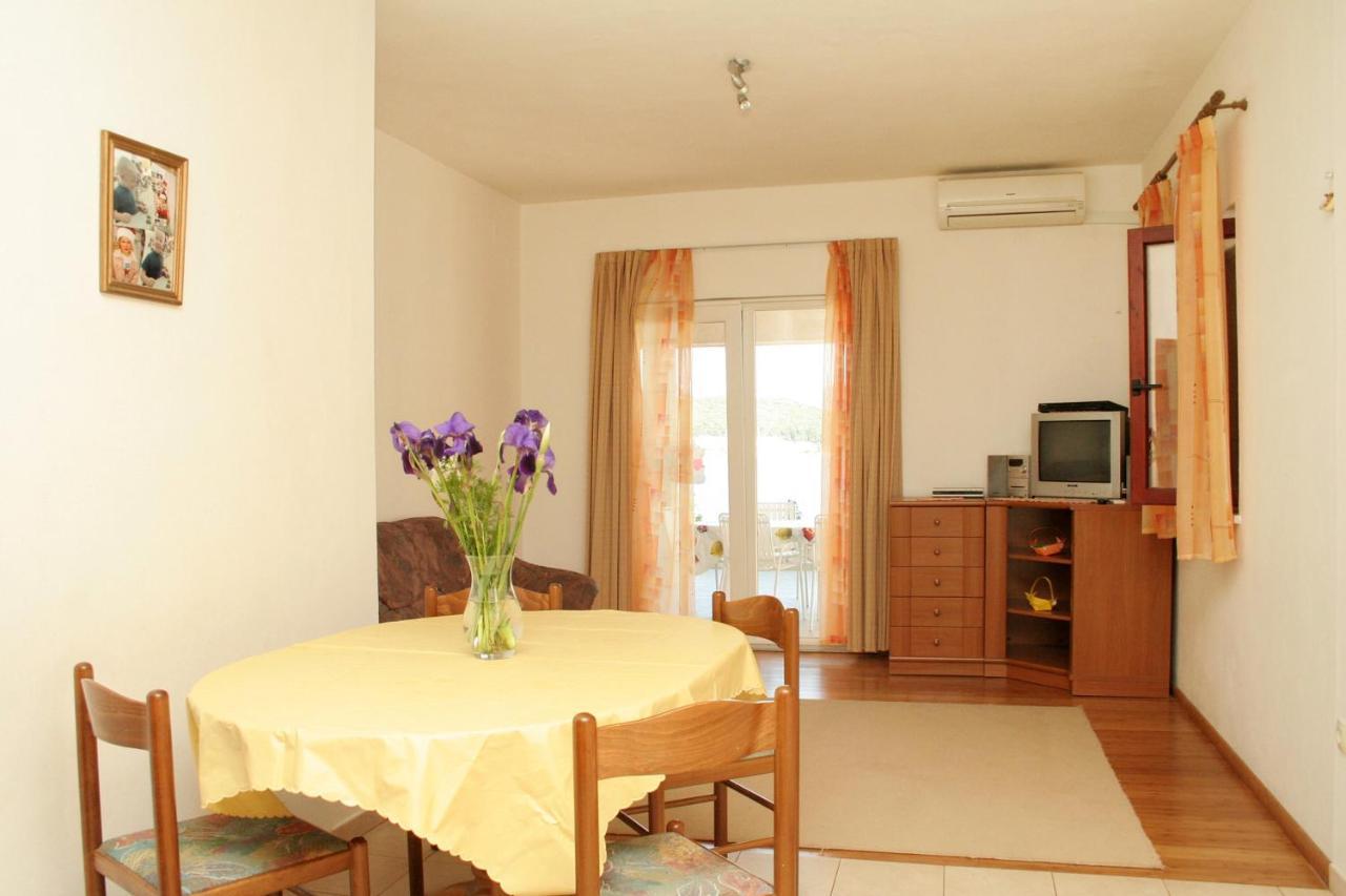 Apartments By The Sea Korcula - 4407 룸바르다 외부 사진